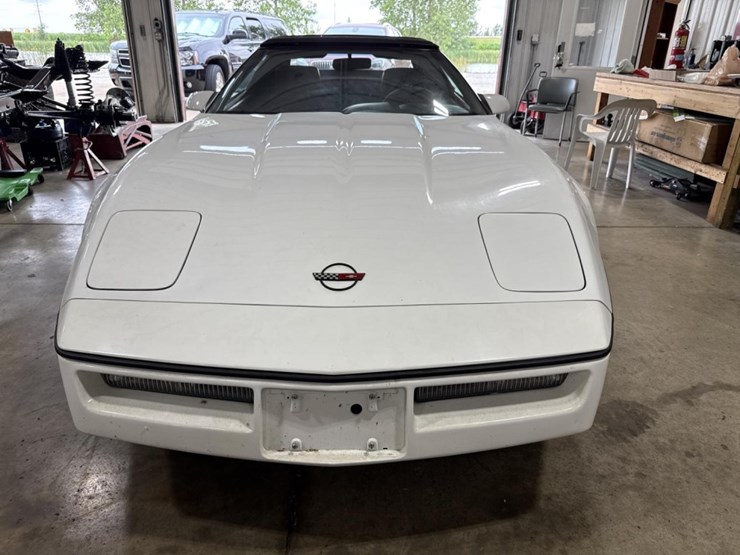 #1399-•-1990-chevrolet-corvette-convertible-car-image-8