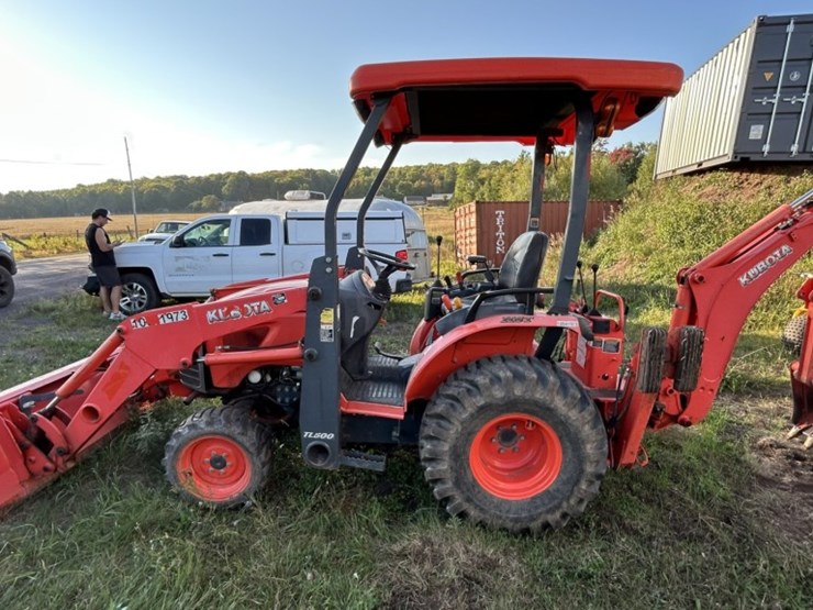 #2912-•-kubota-tl500-backhoe-tractor-image-2