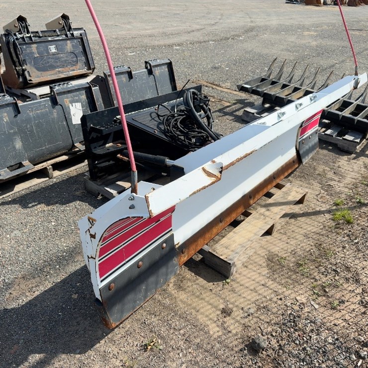 BLIZZARD 8' - 10' POWER ANGLE SNOW PLOW