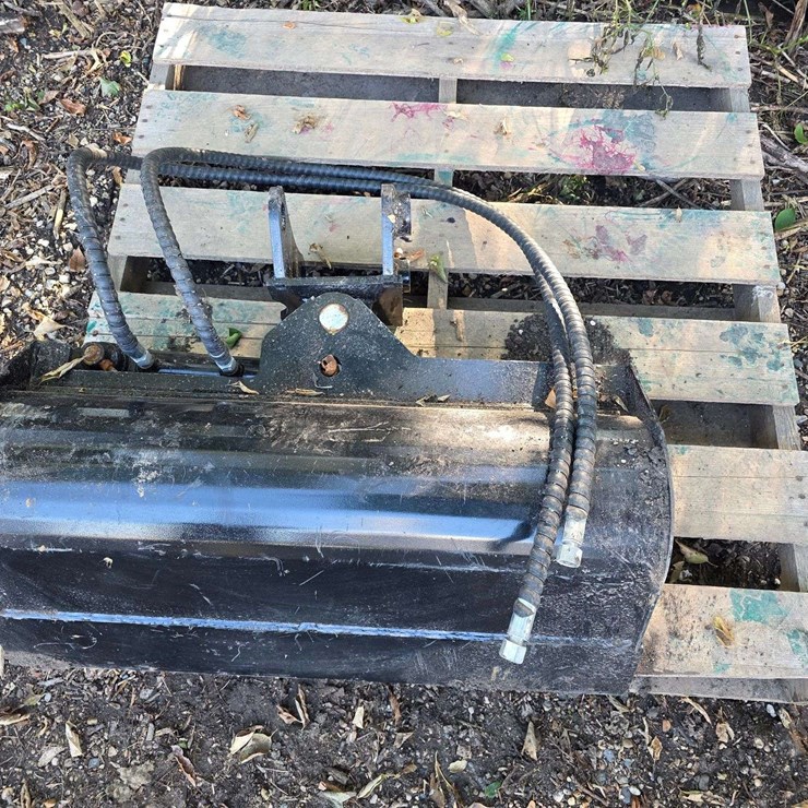 Hydraulic Tilting Mini Excavator Ditching Bucket, Approx 36”, NEW