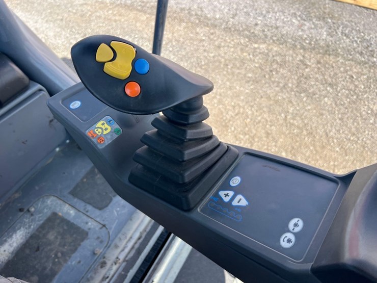 2021-hamm-hd+9i-vo-smooth-double-drum-roller-image-25