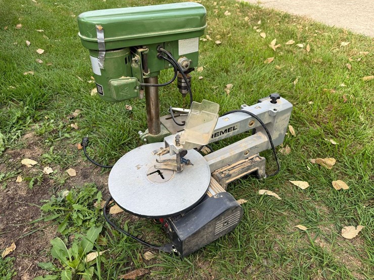 dremel-16”-scroll-saw-and-central-drill-press-model-884-(1/2”-chuck)-image-1