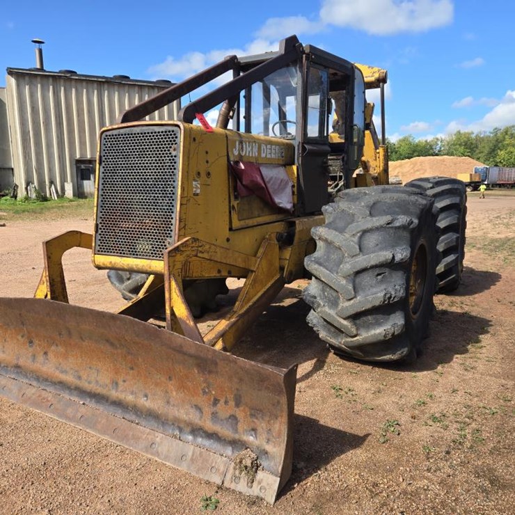 DEERE 648D