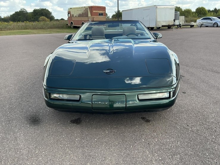 #2283-•-1993-chevrolet-corvette-convertible-image-2