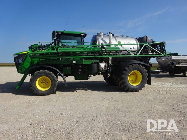 2021-john-deere-f4365-image-48