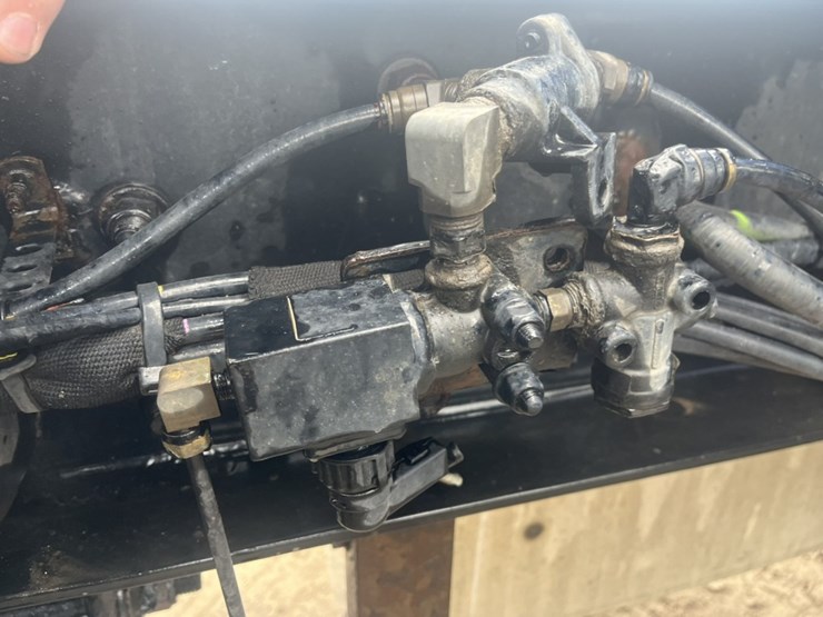 2020-kenworth-t680-image-24
