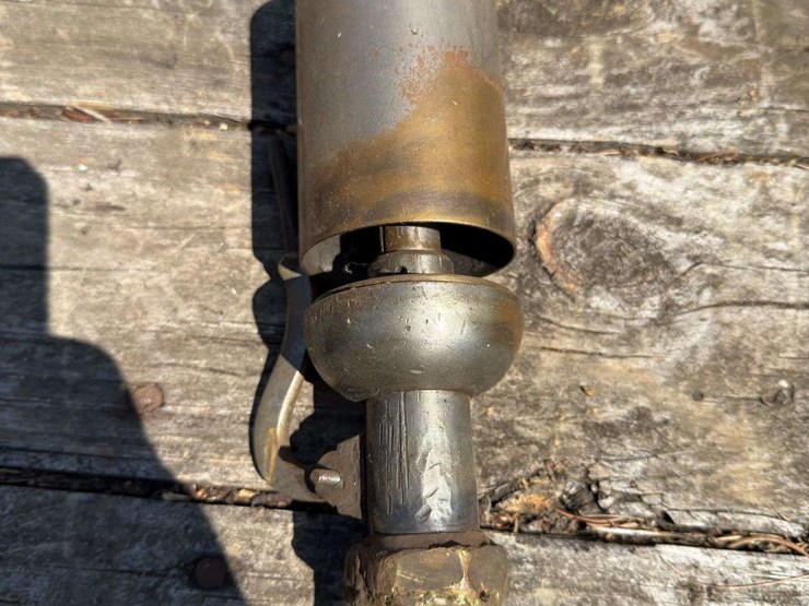 2.5"-single-chime-whistle-image-2