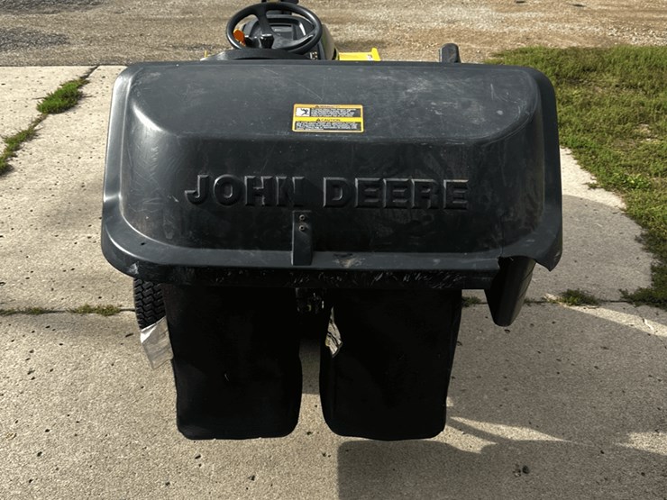 john-deere-x300-image-2
