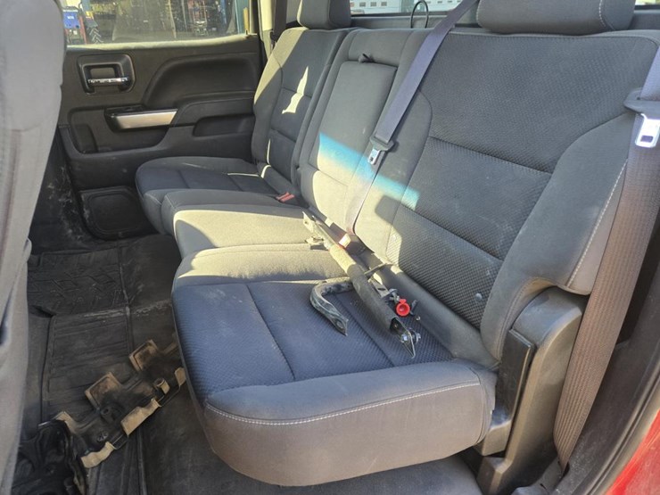 2016-chevrolet-silverado-1500-image-40