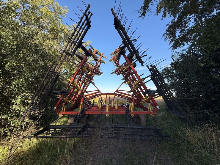 bourgault-8810-image-9