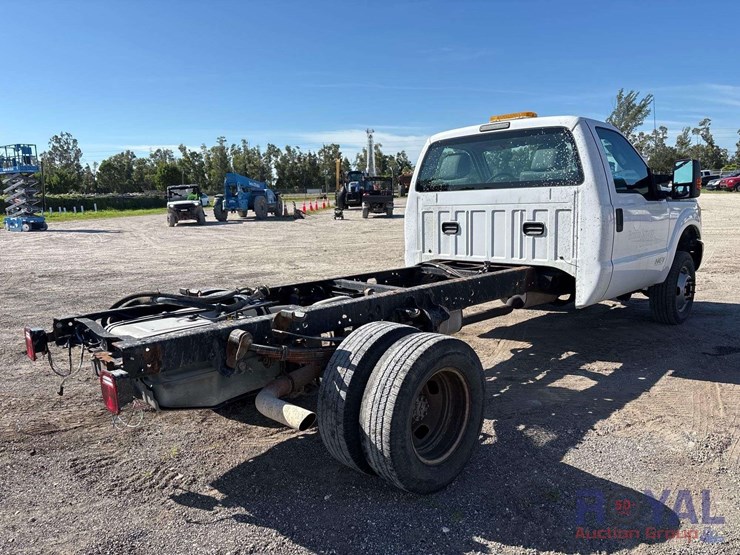 2015-ford-f350-image-3