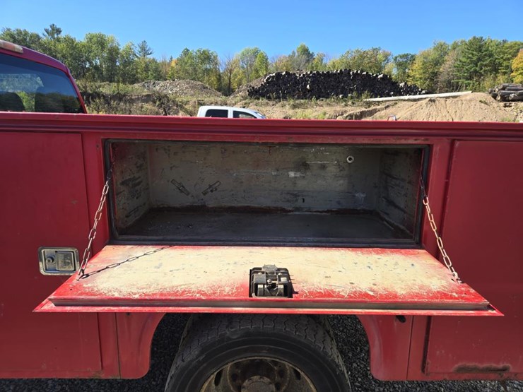 2011-ford-f450-image-24