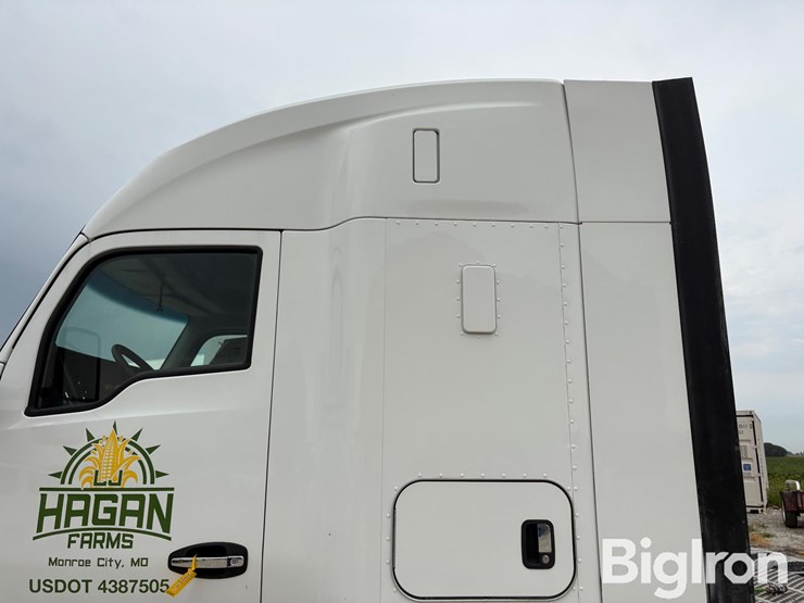 2021-kenworth-t680-image-10