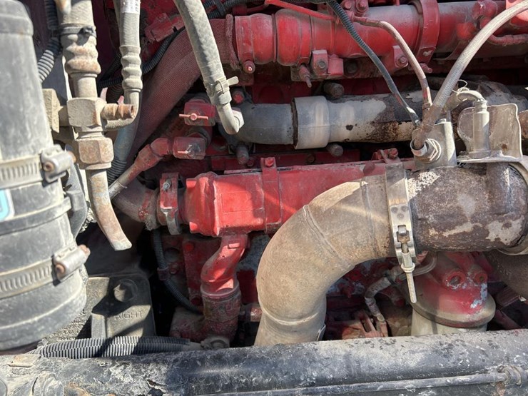 2012-peterbilt-389-image-45