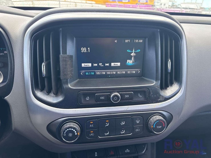 2018-chevrolet-colorado-image-16