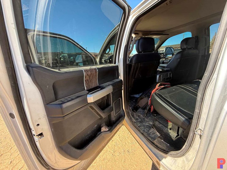 2018-ford-f350-image-22