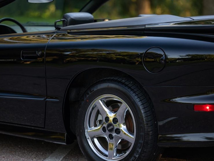 #2284-•-2002-pontiac-firebird-trans-am-convertible-image-44