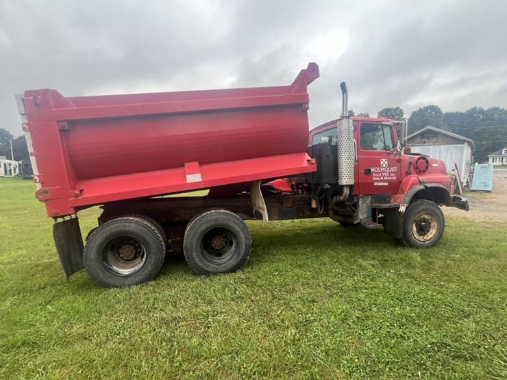 1993-ford-l9000-image-6