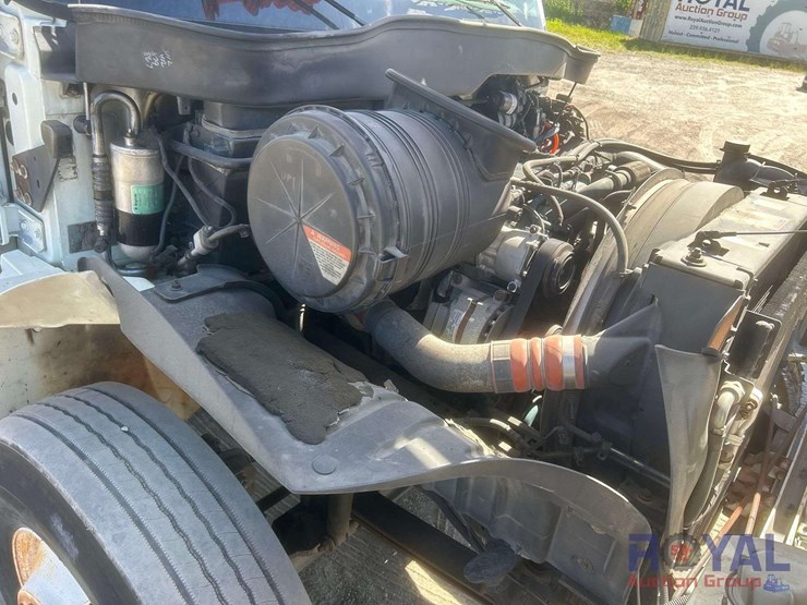 2006-international-durastar-4300-image-69