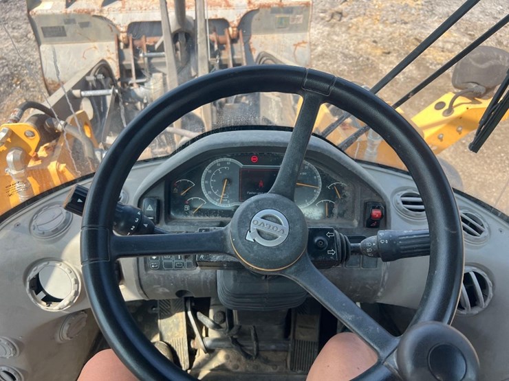 2019-volvo-l70h-image-31