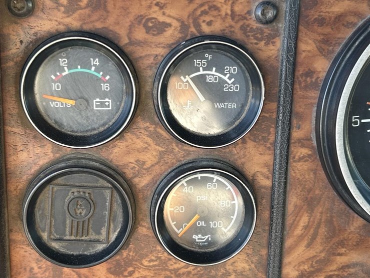 2000-kenworth-t800-image-80