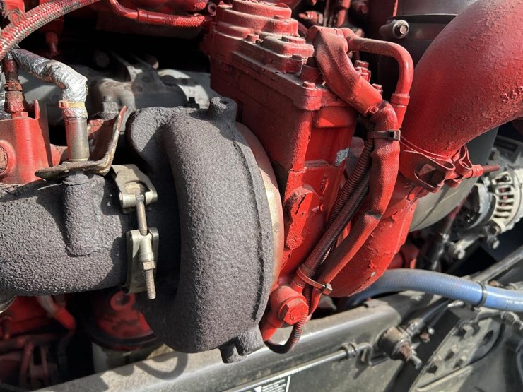 2015-peterbilt-579-image-47