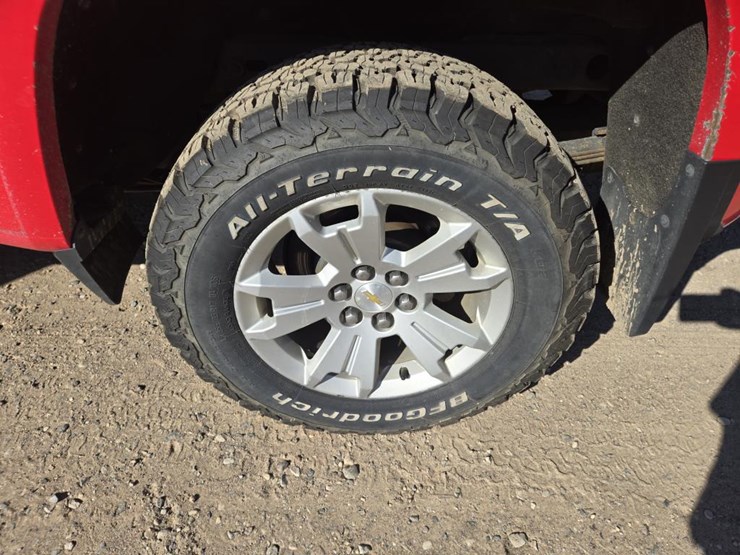 2015-chevrolet-colorado-image-44