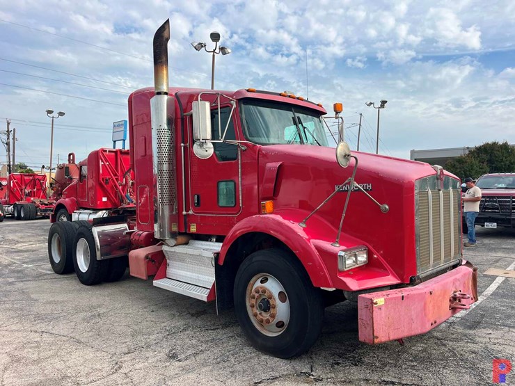2008-kenworth-t800-image-2
