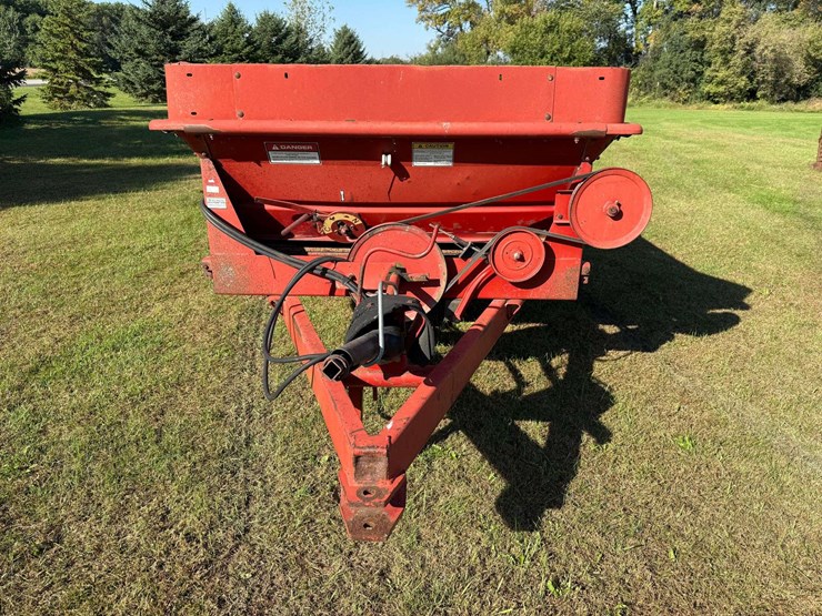 new-holland-185-image-18