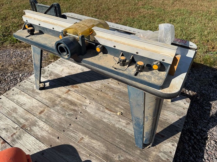 ryobi-router-table,-table-only-image-3