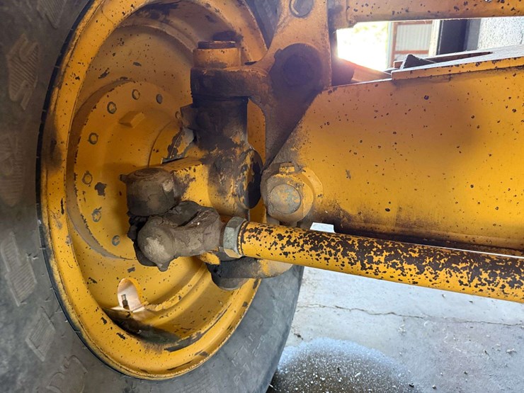1994-deere-770bh-image-47