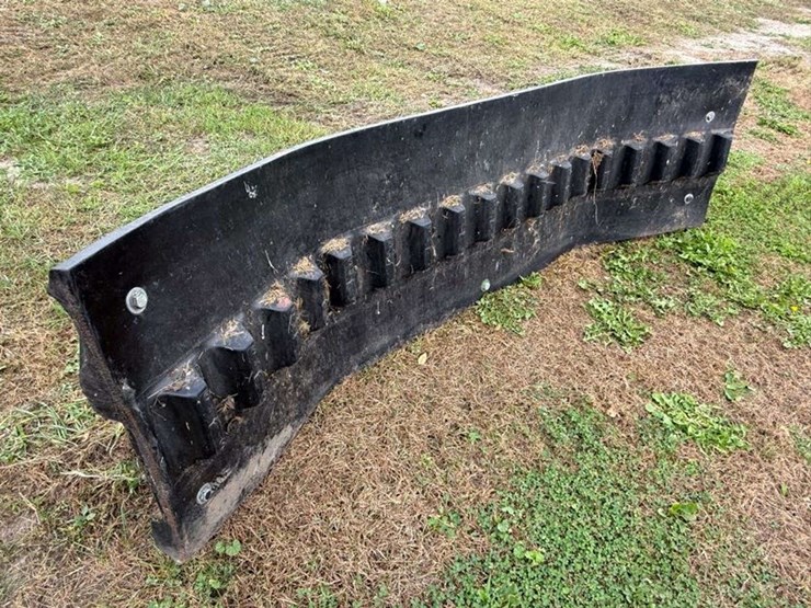 skid-loader-mounted-scraper,-approx-9’-wide-image-4