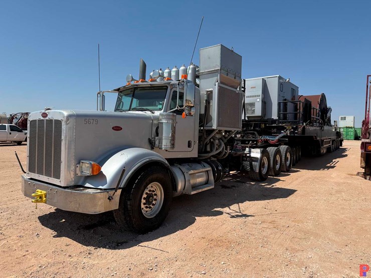 2015-peterbilt-367-image-4