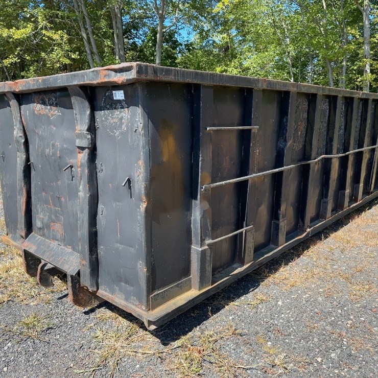 30 YARD ROLLOFF CAN