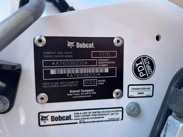 2023-bobcat-t770-image-25