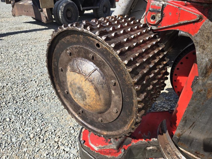 2010-timberpro-tn725b-image-14