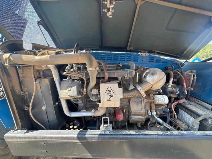 2018-genie-gth844-image-17