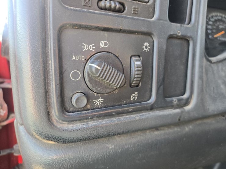 2007-gmc-3500-image-44