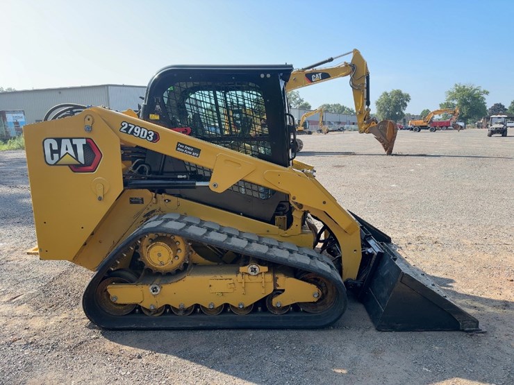 2022-caterpillar-279d3-image-6