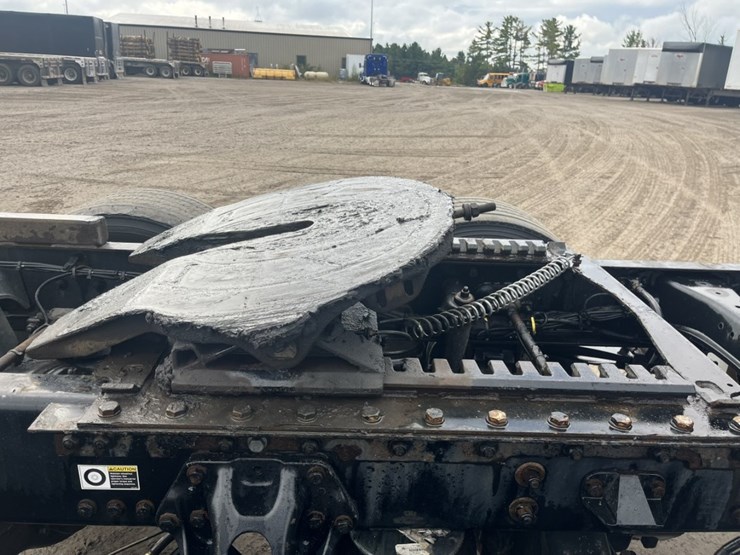 2020-kenworth-t680-image-81