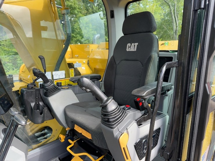 2024-caterpillar-315-2d-next-gen-hydraulic-excavator-image-40