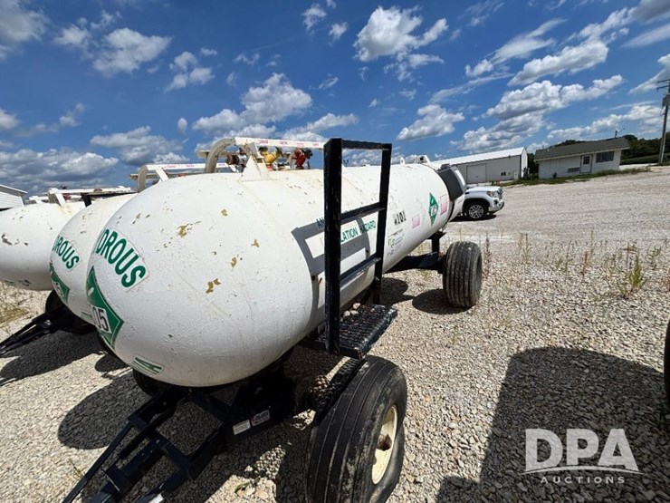 double-nh3-nurse-tanks-(gp11432,-unit-31556,-tank-w101)-image-17