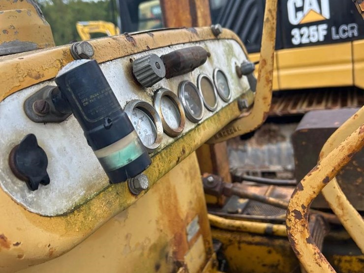 caterpillar-d4d-image-34