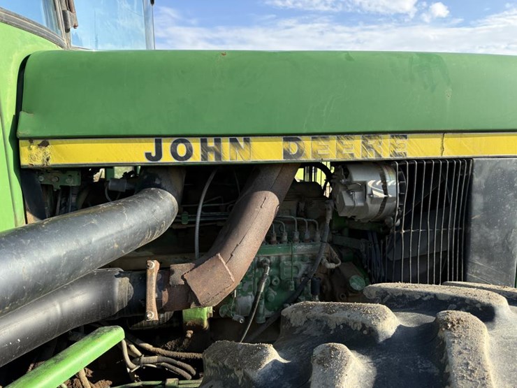 john-deere-8450-image-23