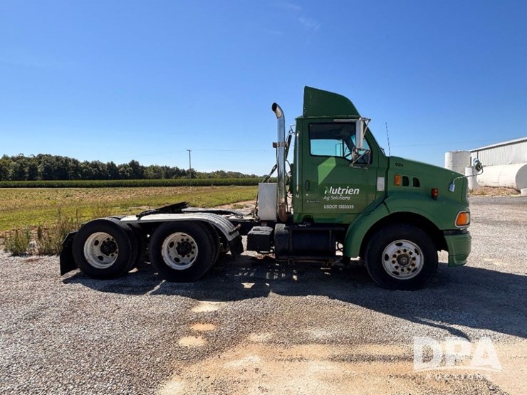 2004-sterling-day-cab-truck-(gp11427,-unit-31350)-image-7