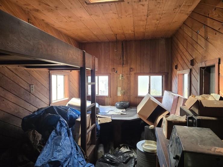 #1760-•-43’-dry-van-work-van-image-20
