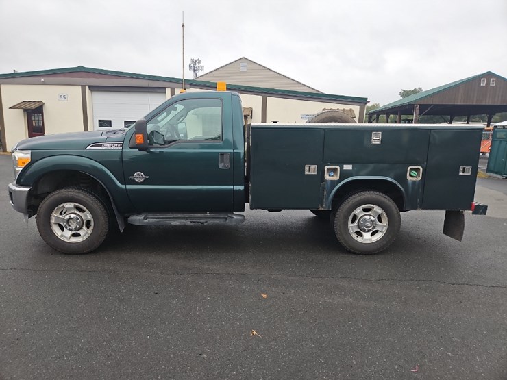 2011-ford-f350-xlt-image-8