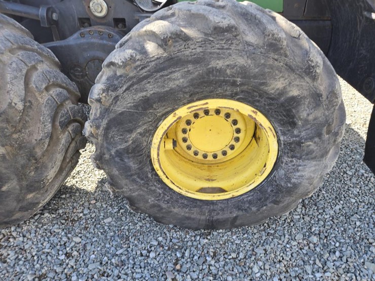 2010-john-deere-2010-image-102
