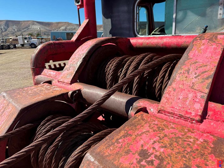 1981-autocar-t/a--30-ton-gin-pole-winch-truck-image-9