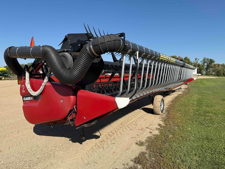 2015-case-ih-2015-image-21